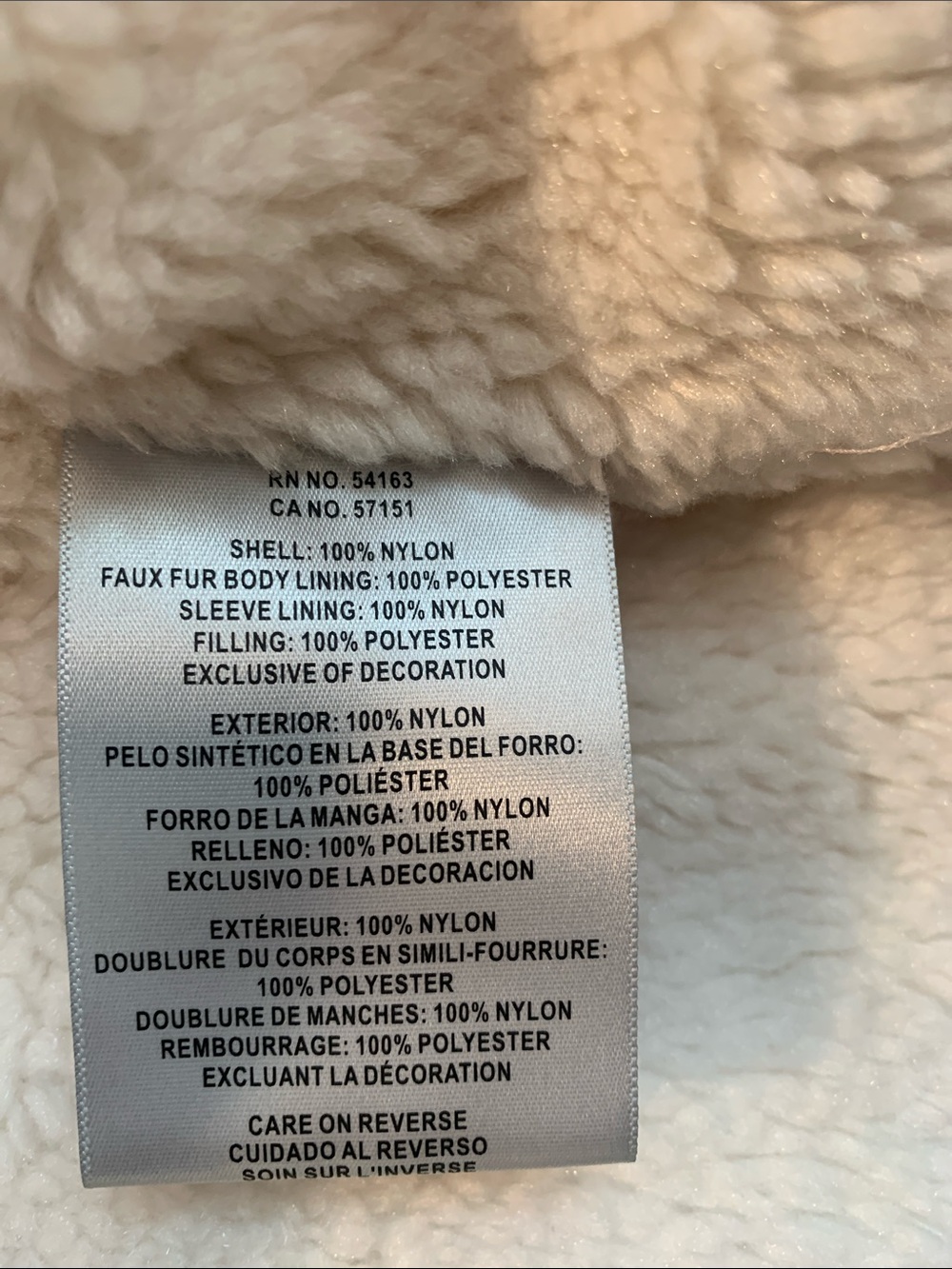Levi’s Ladies Puffer Jacket - Picture 13 of 14